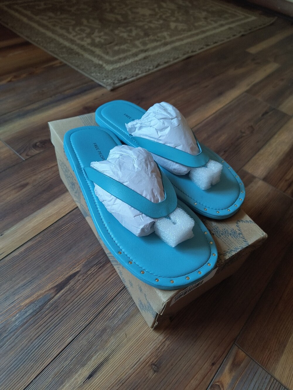 Free People leather sandals size 7
